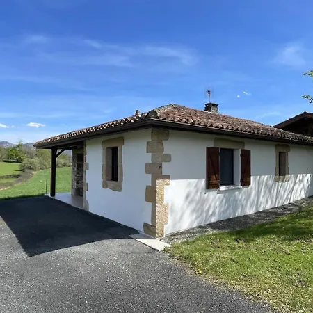 Iparza Nyaraló